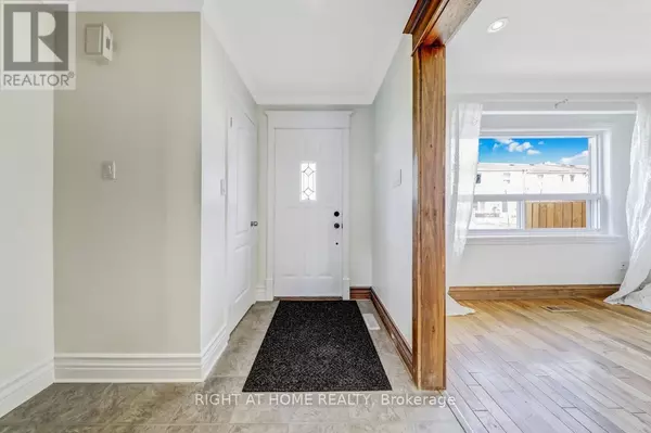Mississauga (port Credit), ON L5H3V2,1055 Shawnmarr RD #77