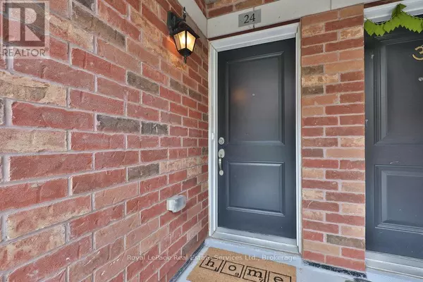 Oakville (ro River Oaks), ON L6H0J1,47 Hays BLVD #24