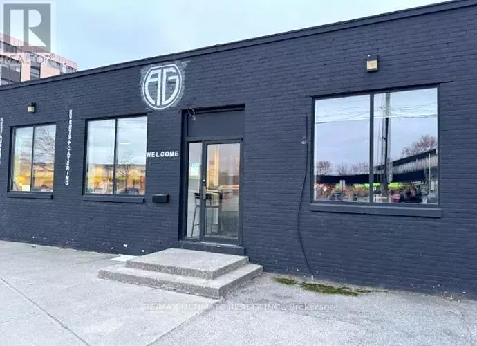 Toronto (runnymede-bloor West Village), ON M6S2S4,3419 DUNDAS STREET W