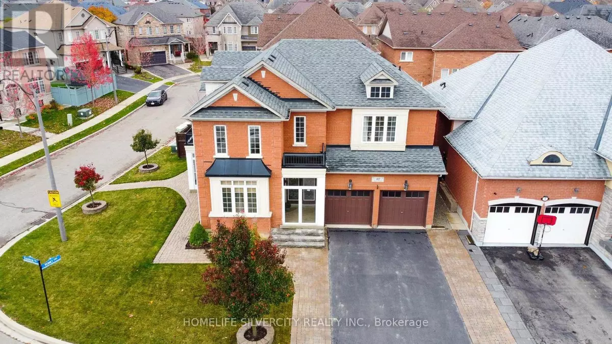 Brampton (vales Of Castlemore North), ON L6P1Z5,40 DARREN ROAD