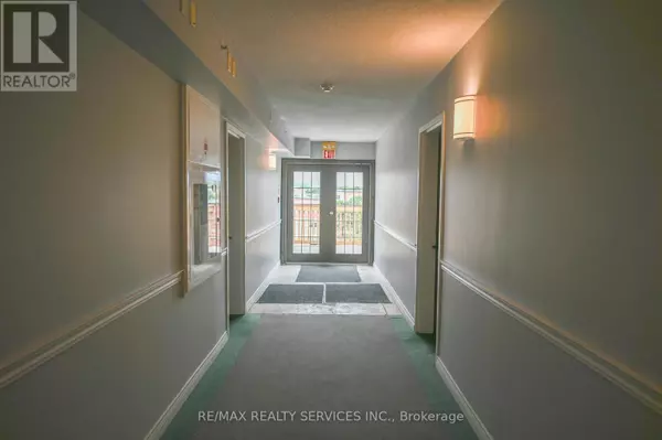 Burlington (tansley), ON L7M4M2,4005 Kilmer DR #412