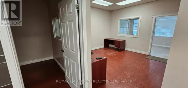 Mississauga (northeast), ON L5S1V6,2355 Derry RD #20