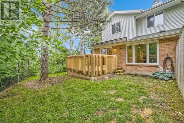 1513 Upper Middle RD #3, Burlington (tyandaga), ON L7P4M5