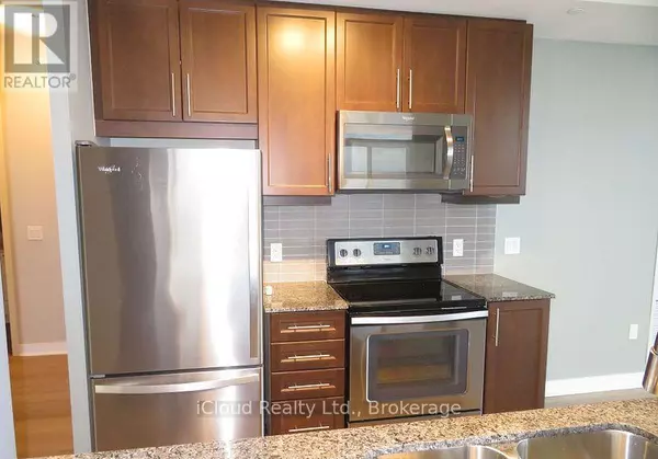 Mississauga (city Centre), ON L5B0K4,3975 Grand Park DR #1404