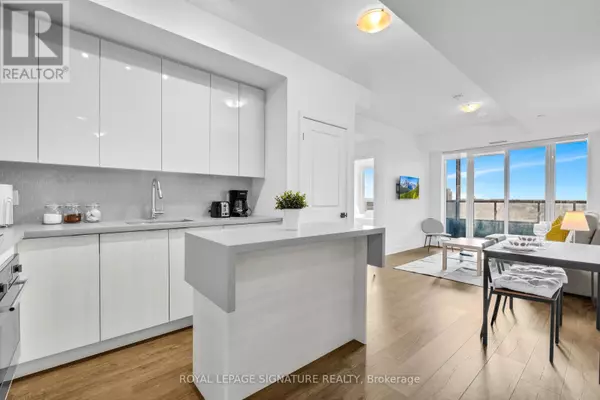 Oakville (ro River Oaks), ON L6H3R9,2489 Taunton Rd RD #917