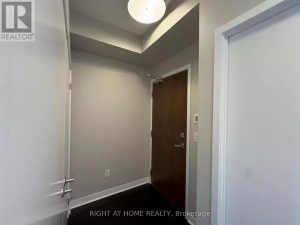 Mississauga (city Centre), ON L5B0G6,365 Prince of Wales DR #1701