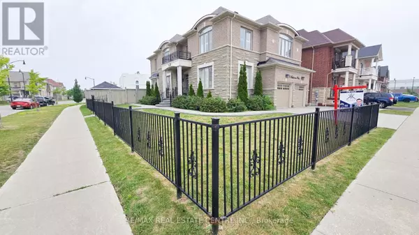 Brampton (credit Valley), ON L6X0Z3,2 BUCHANAN CRESCENT