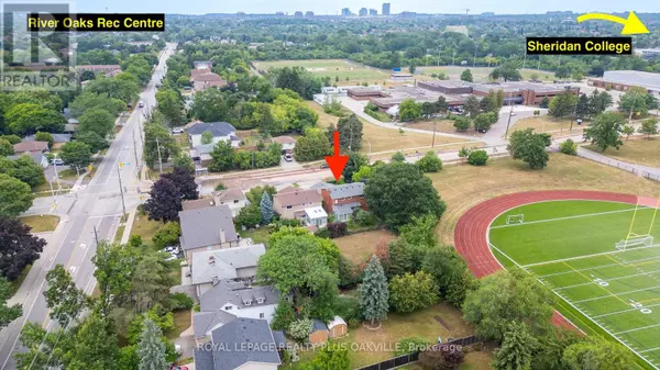 Oakville (cp College Park), ON L6H2R6,1014 MCCRANEY STREET E