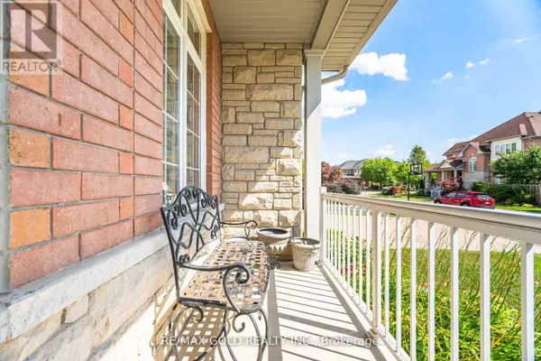 Brampton (bram East), ON L6P2B7,5 SADDLER AVENUE E