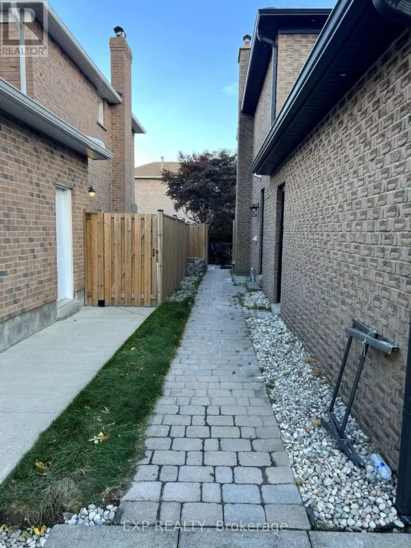 Oakville (cv Clearview), ON L6J7A6,1377 Winterbourne DR #Lower