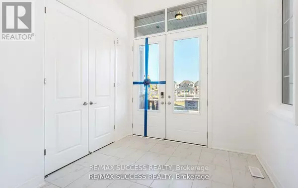 Oakville (nw Northwest), ON L6M4L8,3130 TRAVERTINE DRIVE N