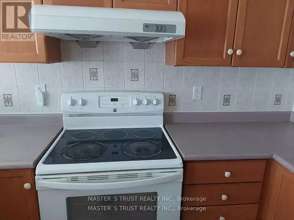 Mississauga (hurontario), ON L4Z4C9,80 Acorn PL #81