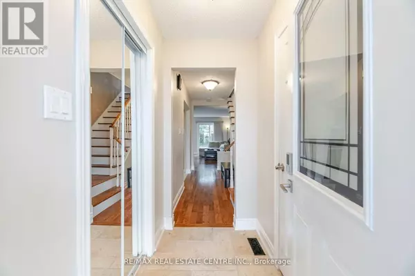 Mississauga (rathwood), ON L4W3Z9,1196 BOUGH BEECHES BOULEVARD