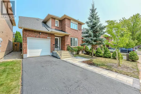 2155 PEACHTREE LANE, Oakville (wm Westmount), ON L6M3W8