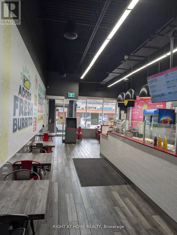 Toronto (york University Heights), ON M3J3T8,4205 Keele ST #19