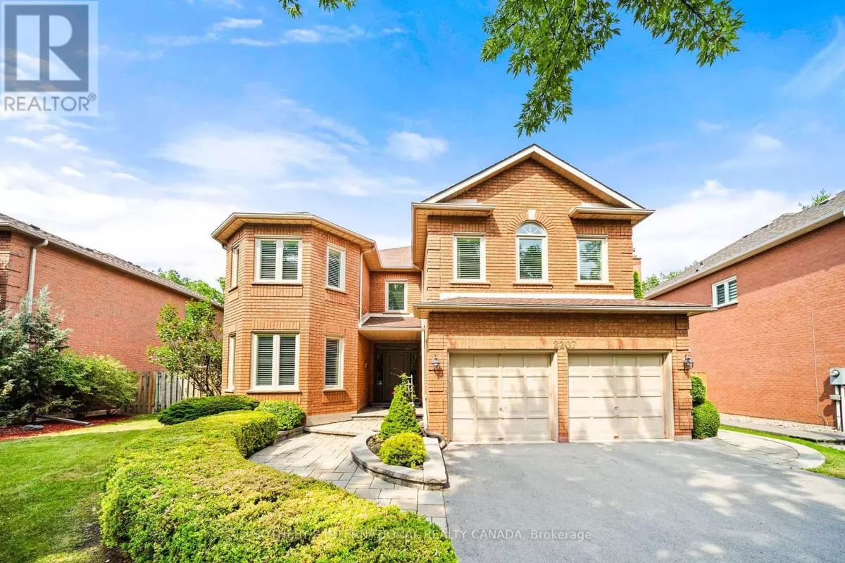 Oakville (ro River Oaks), ON L6H5T9,2207 WINDING WOODS DRIVE
