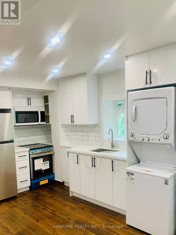 Toronto (alderwood), ON M8W3Z9,GARDEN HOUSE - 7A CONNORVALE AVENUE
