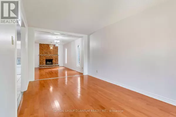 Mississauga (central Erin Mills), ON L5M3C6,4504 HAYDOCK PARK DRIVE