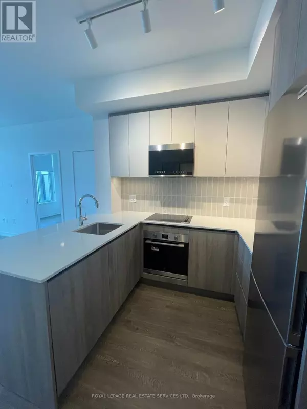 Mississauga (central Erin Mills), ON L5M2T1,2485 Eglinton AVE #724
