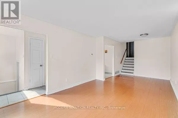 Brampton (downtown Brampton), ON L6X2P2,142 MILL STREET N