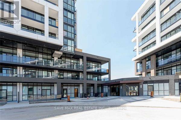 Toronto (downsview-roding-cfb), ON M3K0C9,50 George Butchart DR #802