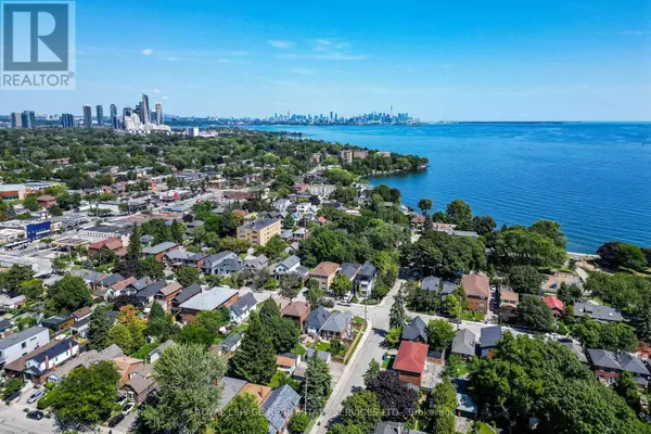 Toronto (new Toronto), ON M8V2X3,54 SECOND STREET