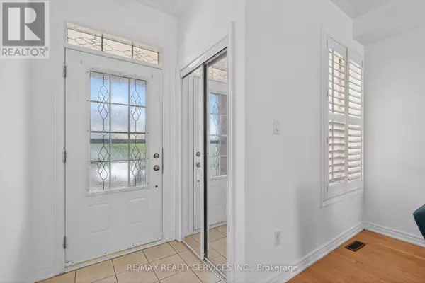 Brampton (madoc), ON L6V4T4,18 FISHING CRESCENT