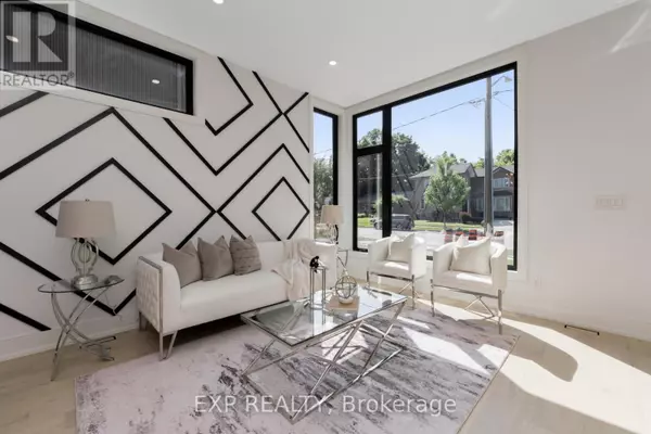 Oakville (oo Old Oakville), ON L6K1X9,144 STEWART STREET
