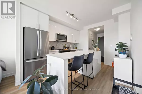 335 Wheat Boom DR #1006, Oakville (jm Joshua Meadows), ON L6H7Y1