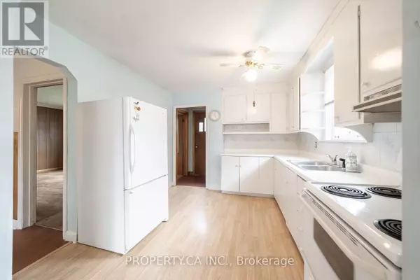 Mississauga (lakeview), ON L5E2B7,1622 ALEXANDRA BOULEVARD