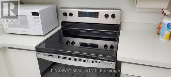 Mississauga (rathwood), ON L4W4N2,1155 Bough Beeches BLVD #306