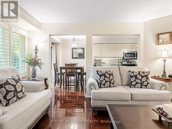 Mississauga (central Erin Mills), ON L5M4N5,2275 Credit Valley RD #115