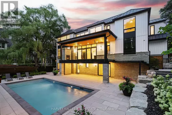 Oakville (co Central), ON L6K1B3,233 LAKEWOOD DRIVE