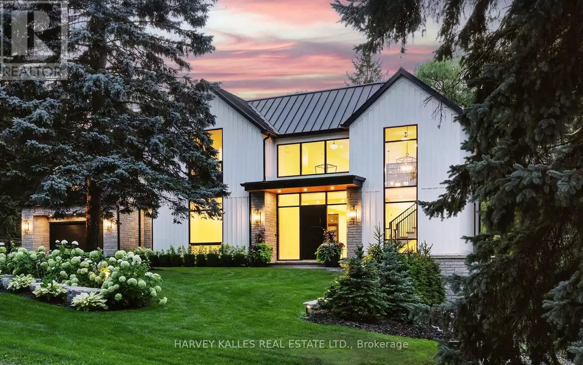 Oakville (co Central), ON L6K1B3,233 LAKEWOOD DRIVE