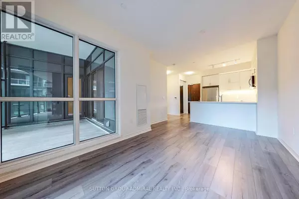 Toronto (mimico), ON M8V0H1,39 Annie Craig DR #221