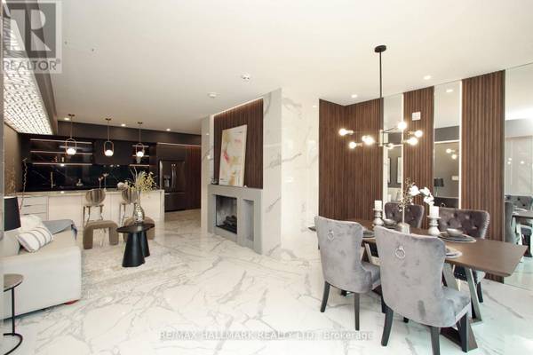 Toronto (alderwood), ON M8W3T4,6A OWEN STREET