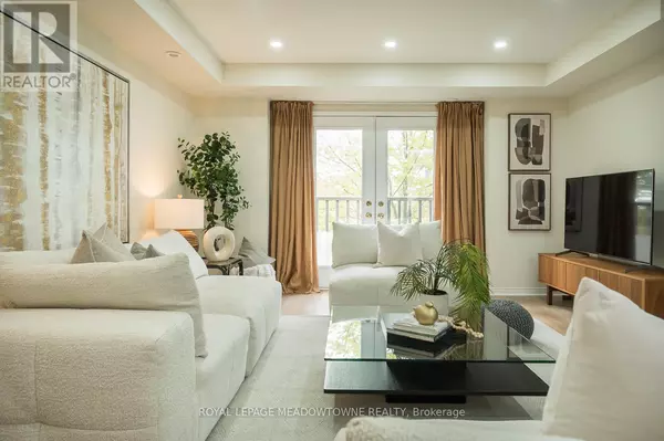 Mississauga (churchill Meadows), ON L5M0N7,3355 Thomas ST #10