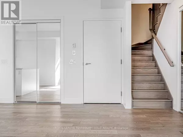 Mississauga (lakeview), ON L5G0C6,1085 Douglas McCurdy Common #212