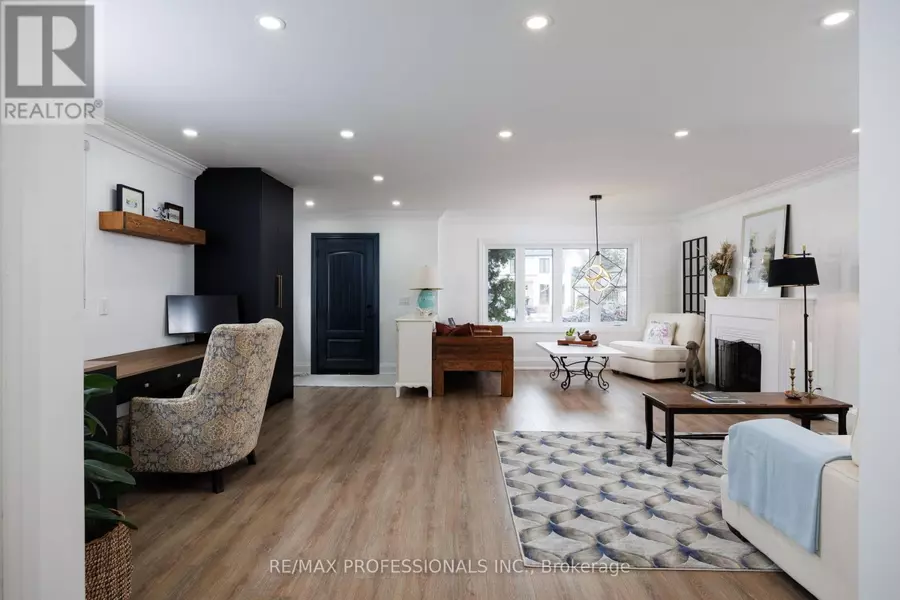 168 THE KINGSWAY, Toronto (kingsway South), ON M8X2V6