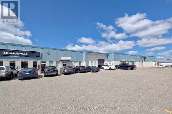 Toronto (york University Heights), ON M3J2J5,820 FLINT ROAD