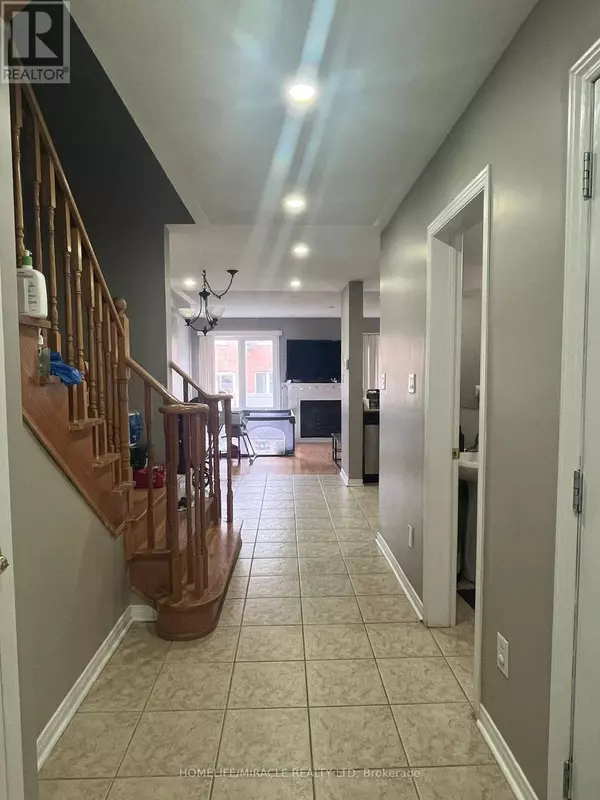 Brampton (sandringham-wellington), ON L6R3M7,38 ROCKGARDEN TRAIL