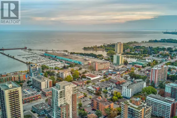 1395 HURONTARIO STREET, Mississauga (mineola), ON L5G3H5