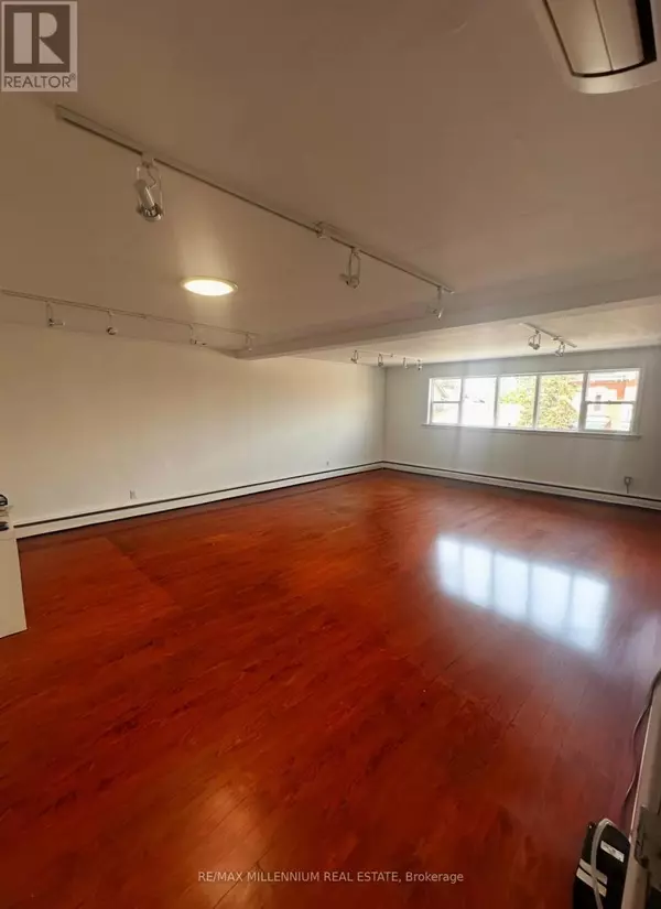 Mississauga (streetsville), ON L5M1L5,224 Queen ST South #Upper#1