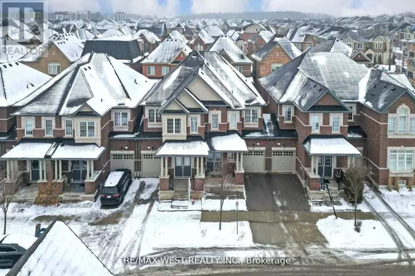 Oakville (go Glenorchy), ON L6M0T8,213 SARAH CLINE DRIVE
