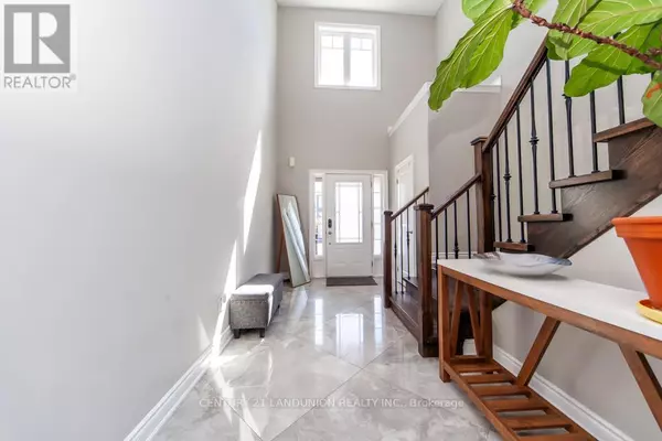 Brampton (bram West), ON L6Y6C9,70 PRAIRIE CREEK CRESCENT