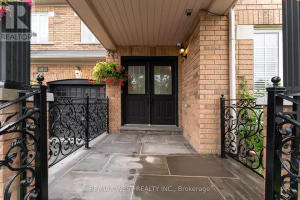 Brampton (sandringham-wellington), ON L6R0K5,8 YELLOW AVENS BOULEVARD