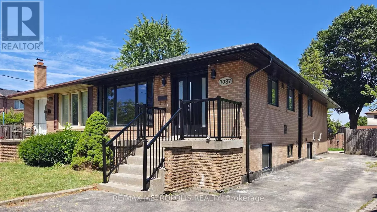 Mississauga (malton), ON L4T2H9,7087 LANDEN COURT