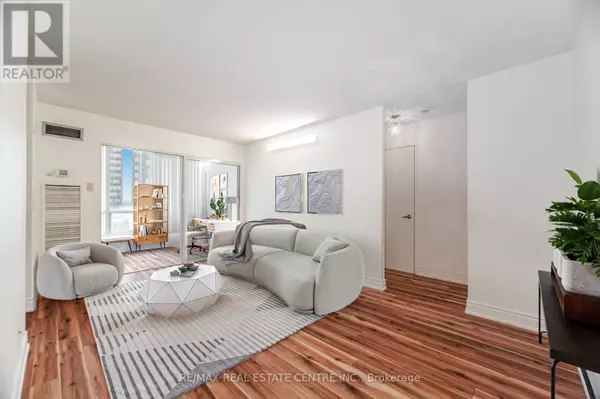 Mississauga (cooksville), ON L5B3Y9,115 Hillcrest AVE #811