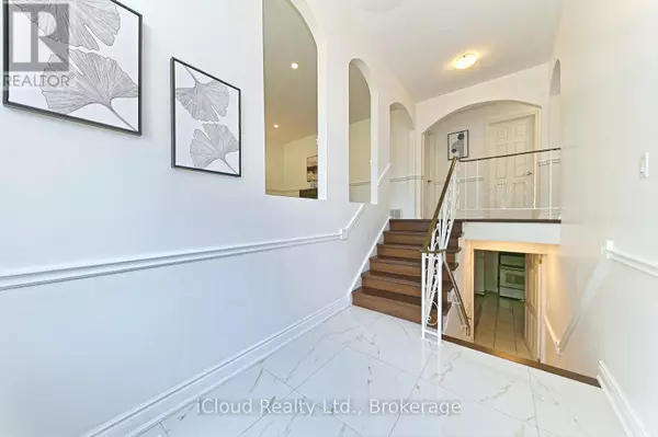 Burlington (mountainside), ON L7P1S5,2101 PARKWAY DRIVE