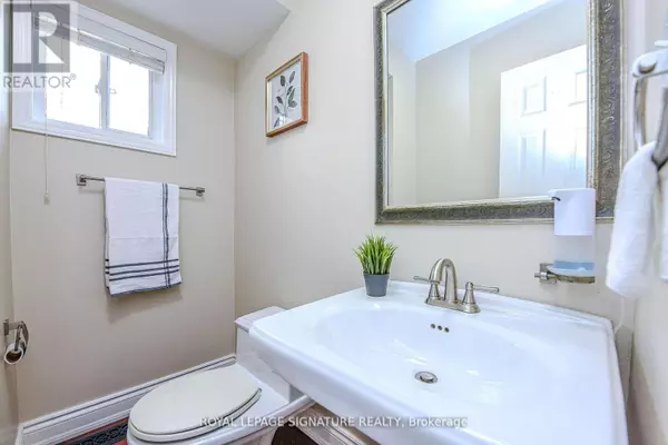 Mississauga (central Erin Mills), ON L5M5L5,2547 RAGLAN COURT